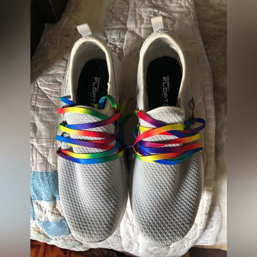 Merrill cloud float eco knit sneakers. Size 8 rainbow laces. New condition